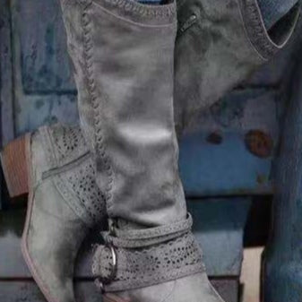 Vintage high-top leather buckle-decorated knight boots