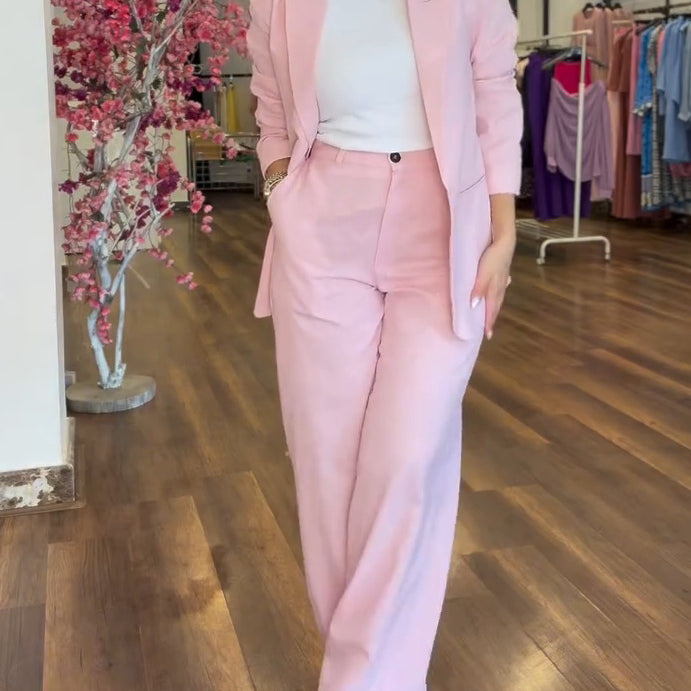 Pink Elegant and Modern Two-piece Suit